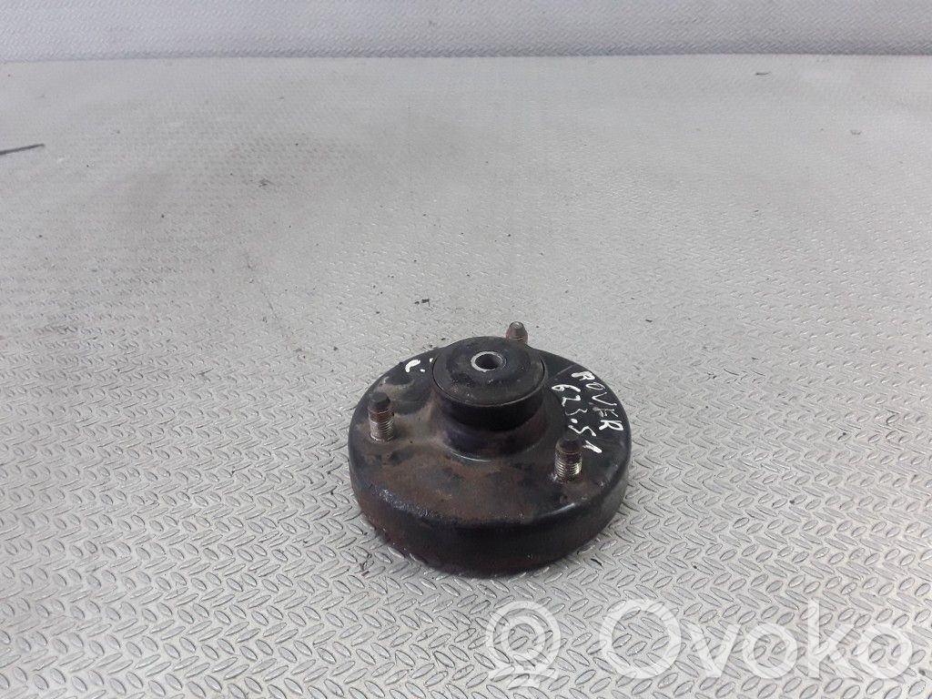 Coil spring mount