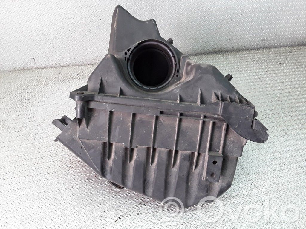 Luftfilterkasten   03G133835