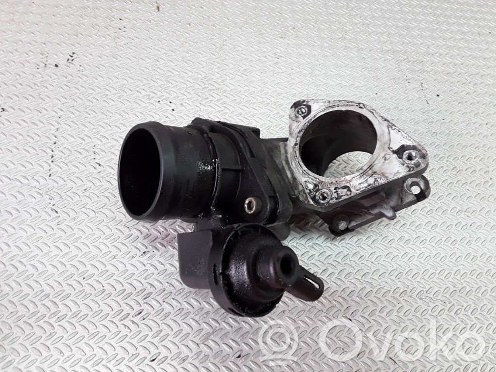 Peugeot 406 Válvula de cierre de motor 