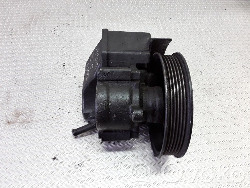Power steering pump   3546907