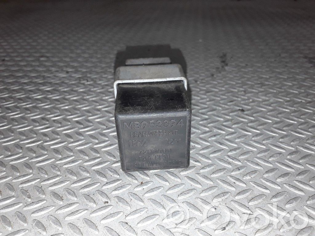 Muu rele   MB953394,72HM100