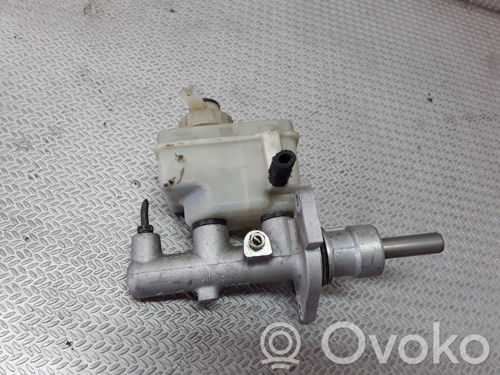 Główny cylinder hamulca   32066493