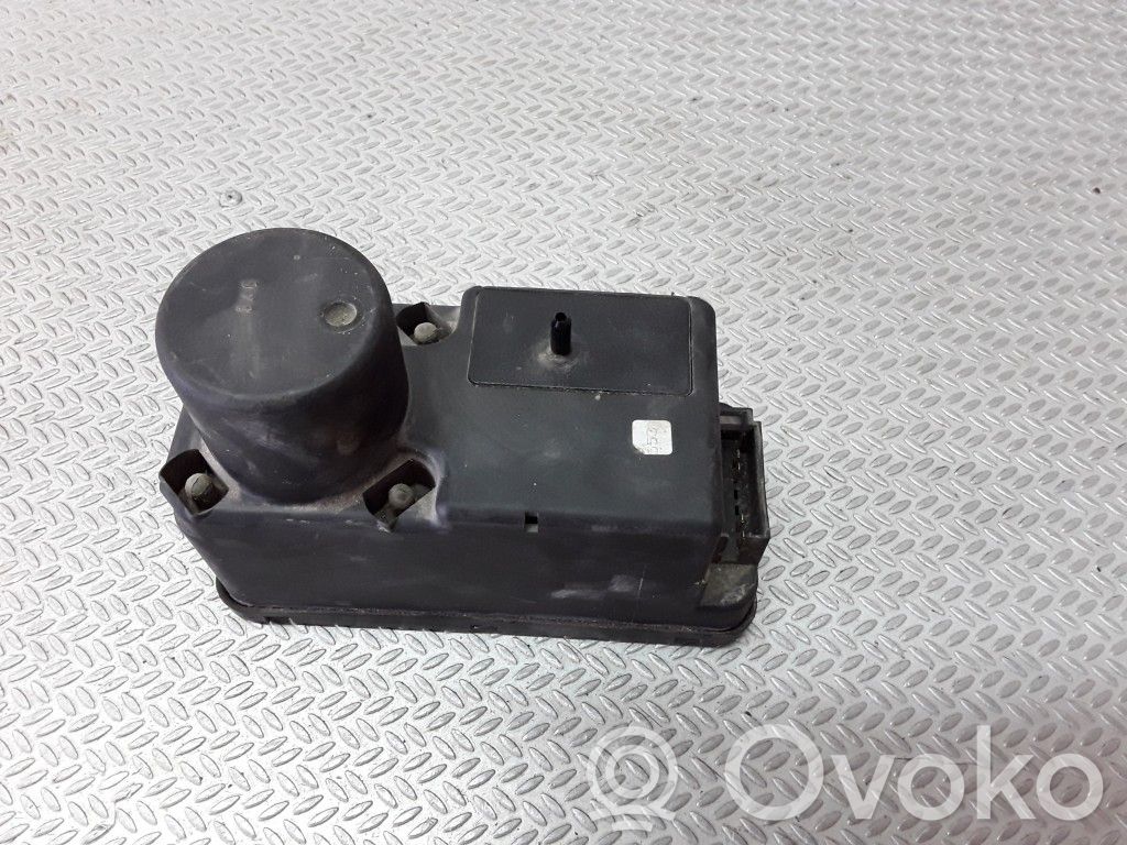 Central locking vacuum pump   357962257