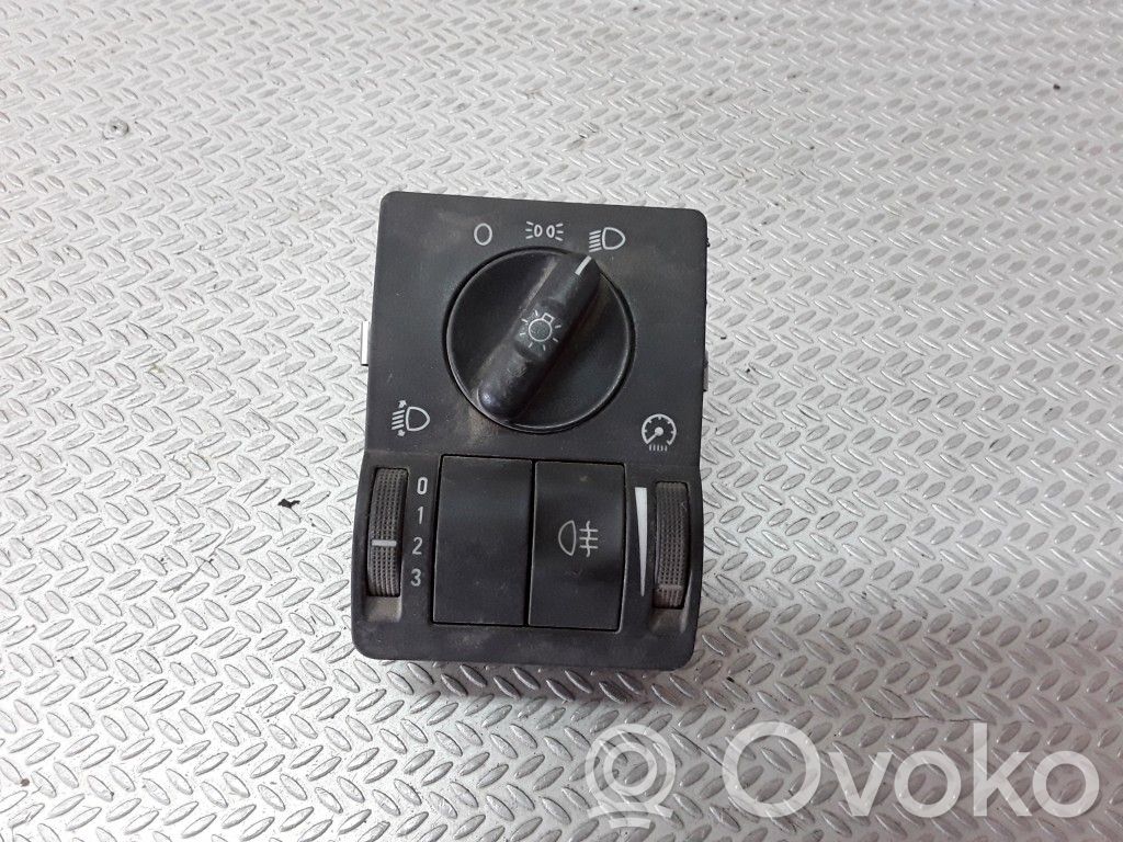 Opel Combo C Light switch 