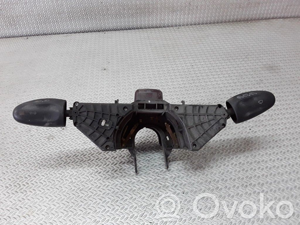 Rokturu komplekts   7M0953503F