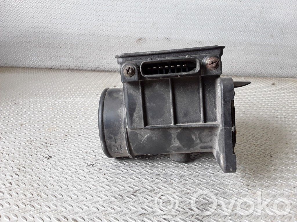 Mass air flow meter   E5T05271