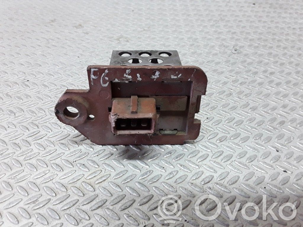 Coolant fan relay   9641212680