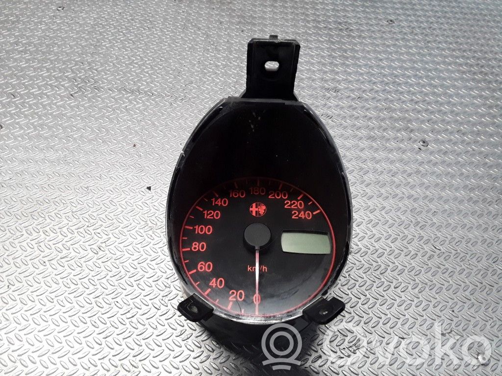 Alfa Romeo 156 Speedometer (instrument cluster) 