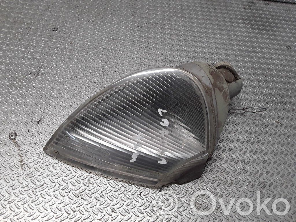 Renault Laguna I Front indicator light 