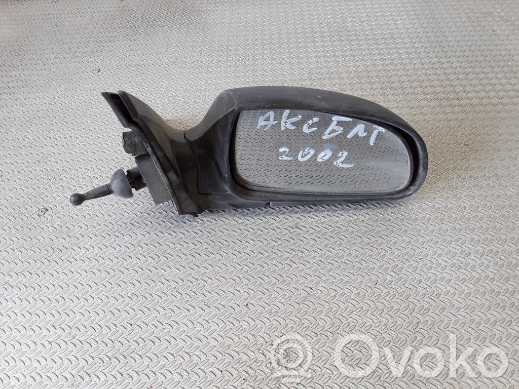 Hyundai Accent Manual wing mirror 