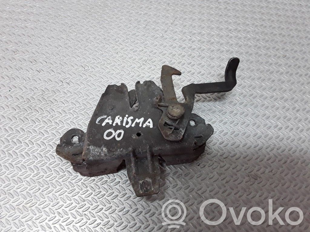 Spyna variklio dangčio