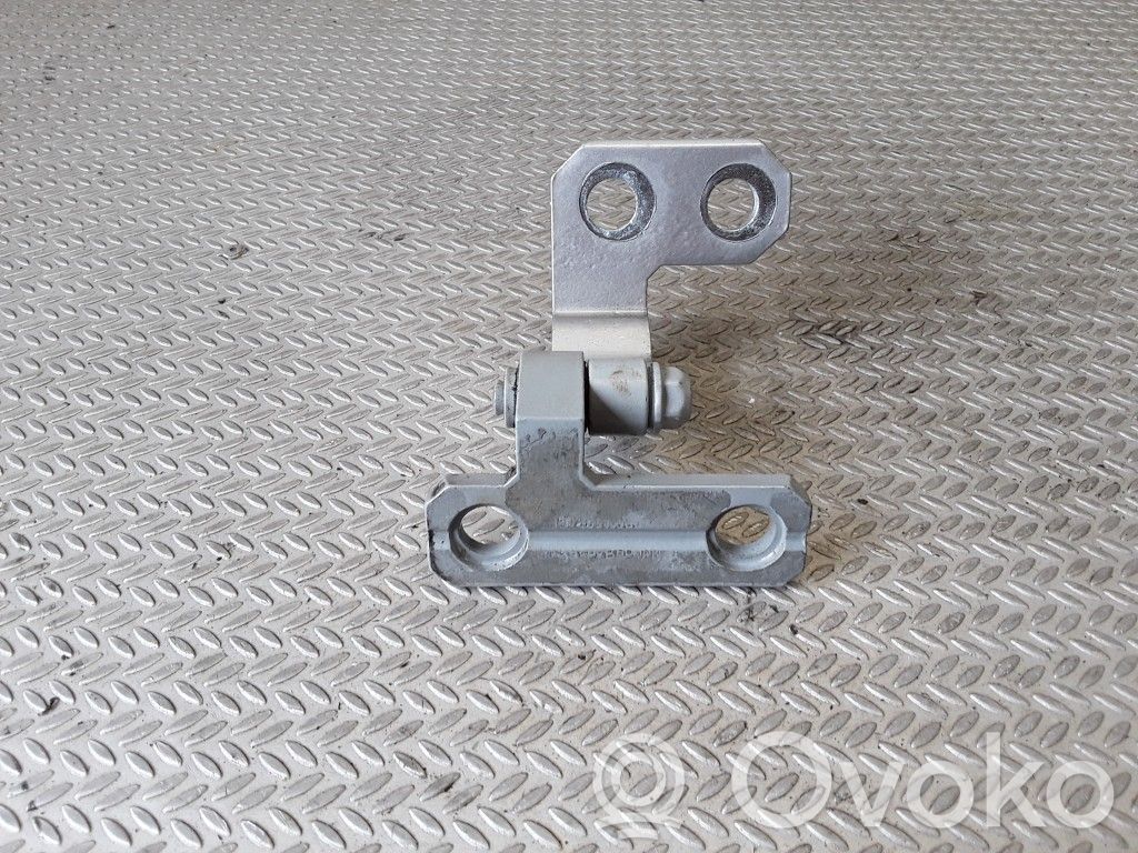 Volkswagen Phaeton Front door upper hinge 