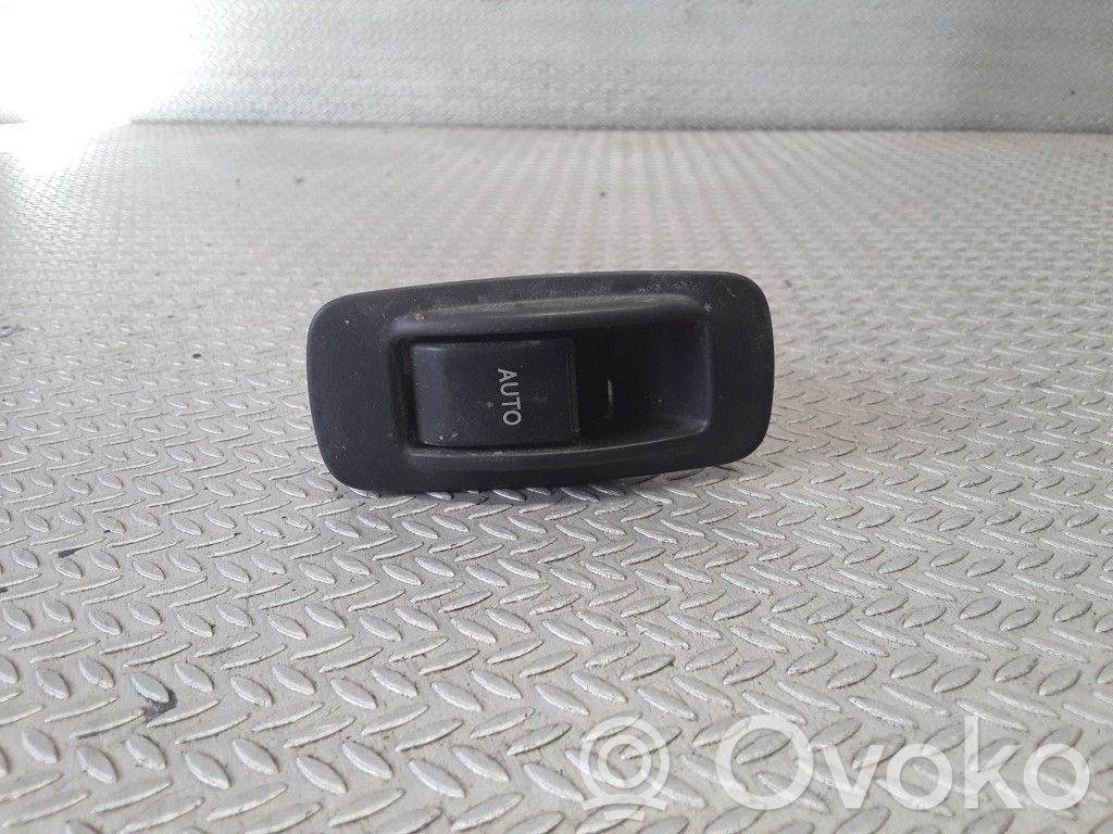 Toyota Corolla E120 E130 Electric window control switch 
