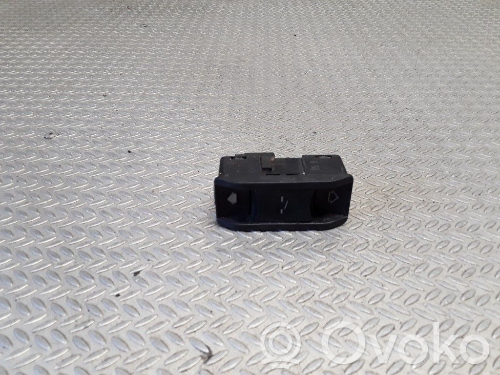 Sunroof switch   61318352182