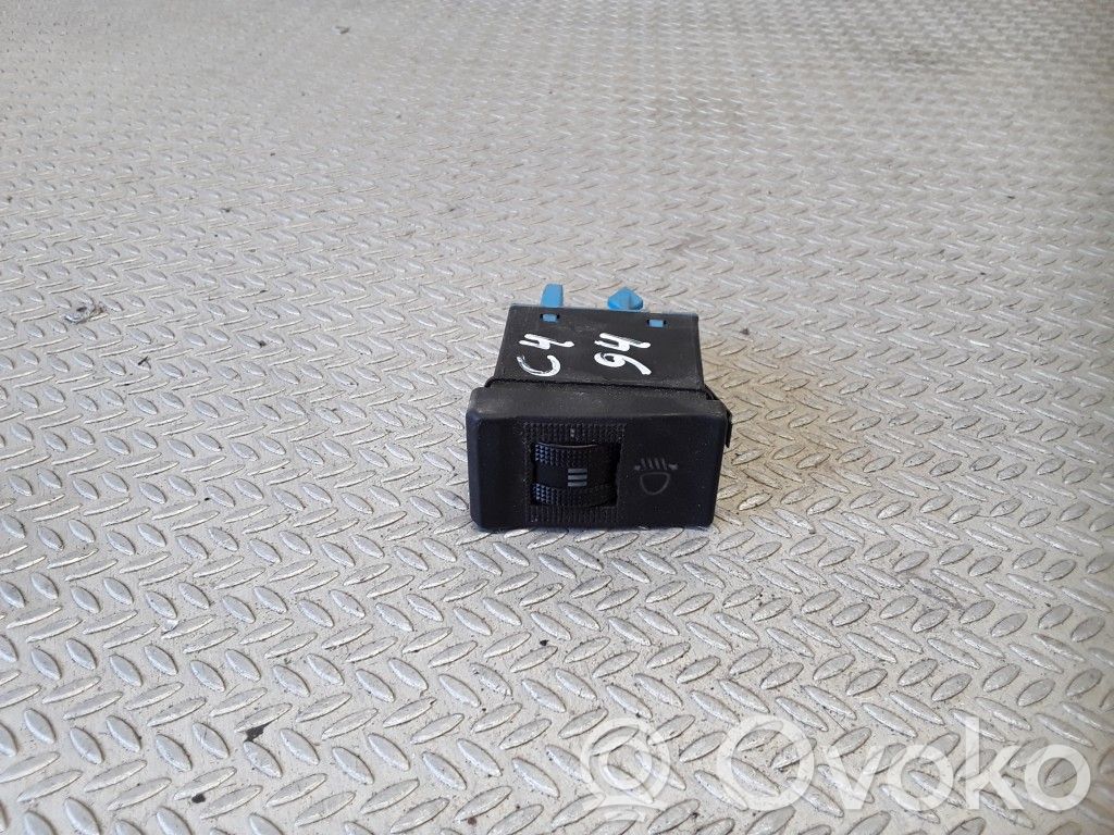 Audi A6 S6 C4 4A Headlight level height control switch 