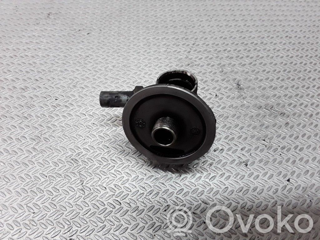 Renault Scenic II -  Grand scenic II Oil filter mounting bracket 