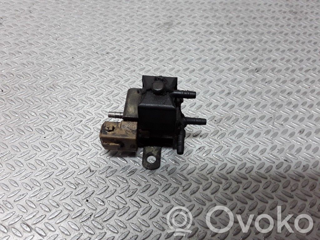 Electroválvula del turbo   054906267A