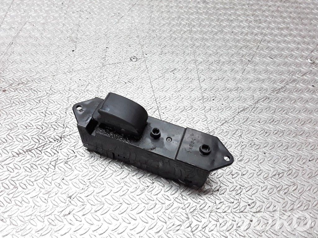 Mitsubishi Outlander Electric window control switch 