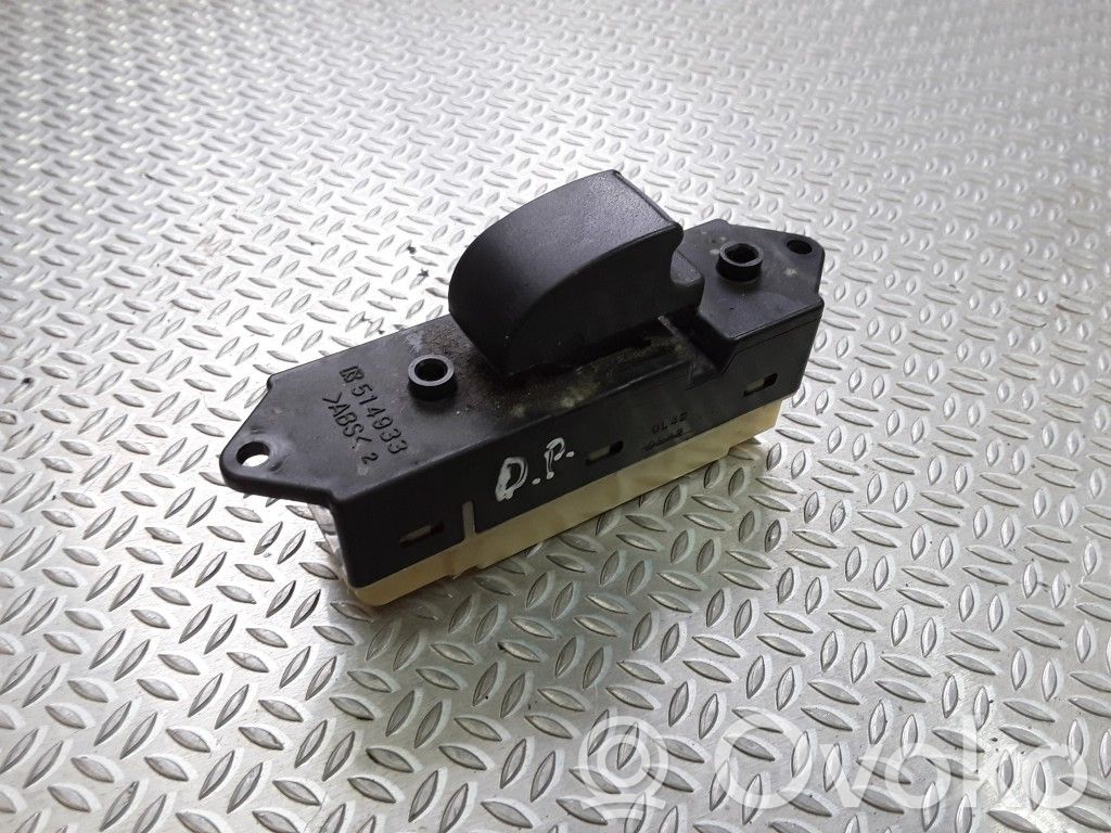 Mitsubishi Grandis Electric window control switch 
