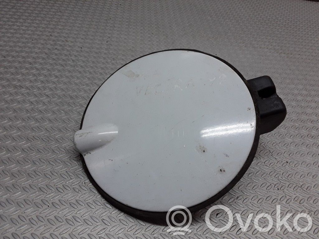 Opel Vectra B Polttoainesäiliön korkki 