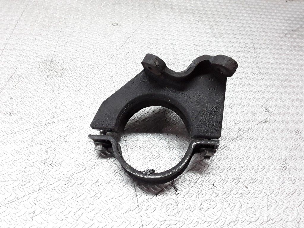 Ford Mondeo MK IV Driveshaft support bearing bracket 