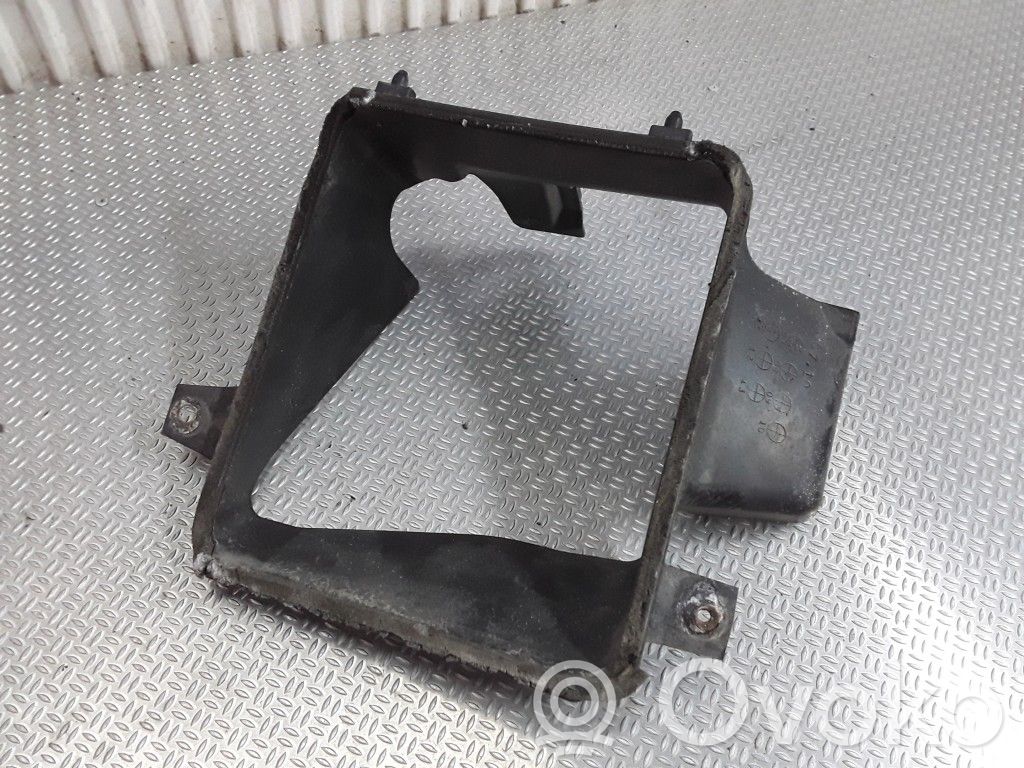 Interkūlera radiators   RF8G13566