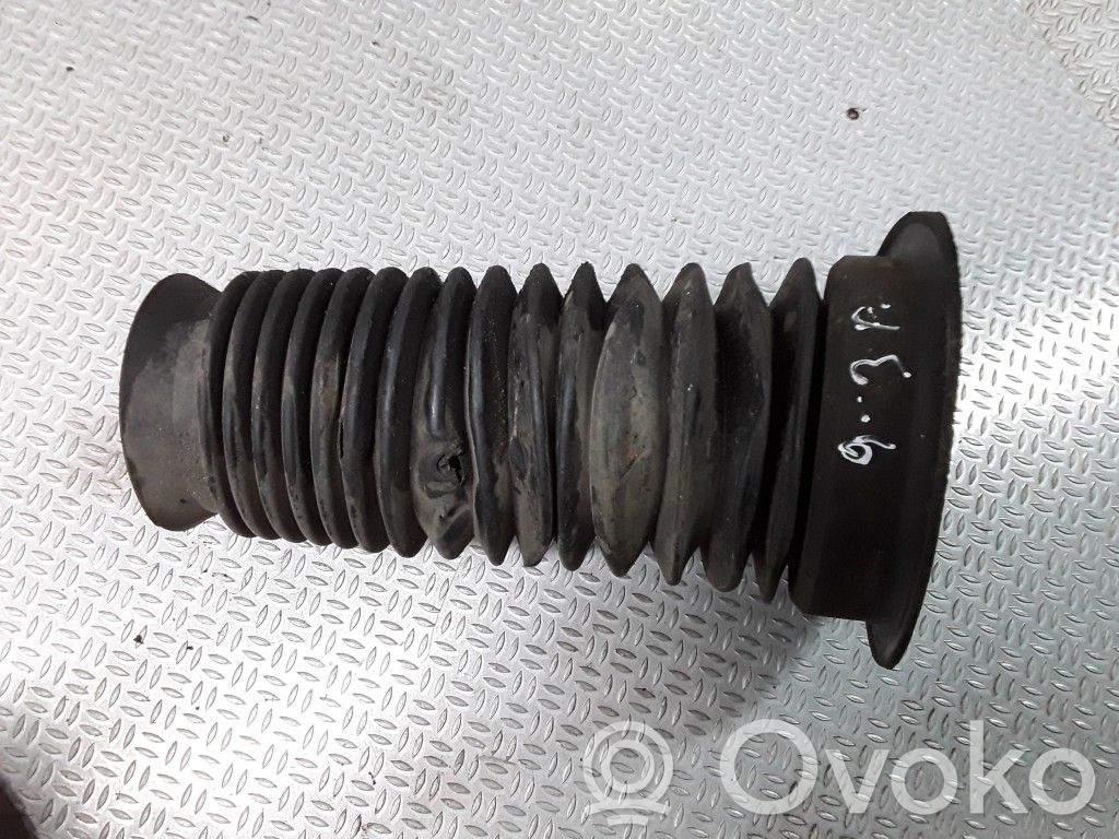 Front shock absorber dust cover boot