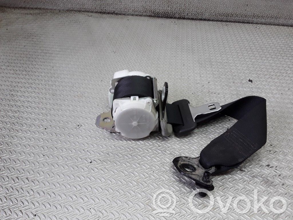 Toyota Yaris Pas bezpieczeństwa fotela tylnego 
