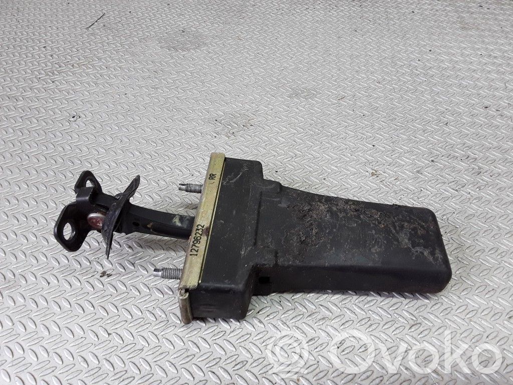 Saab 9-3 Ver2 Takaoven pidätin 