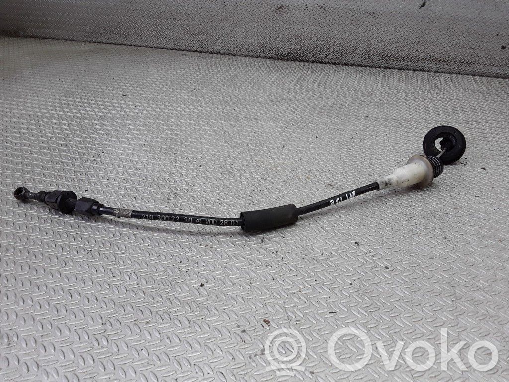 Mercedes-Benz E W210 Bowdenzug Seilzug Gaszug Gaspedal 