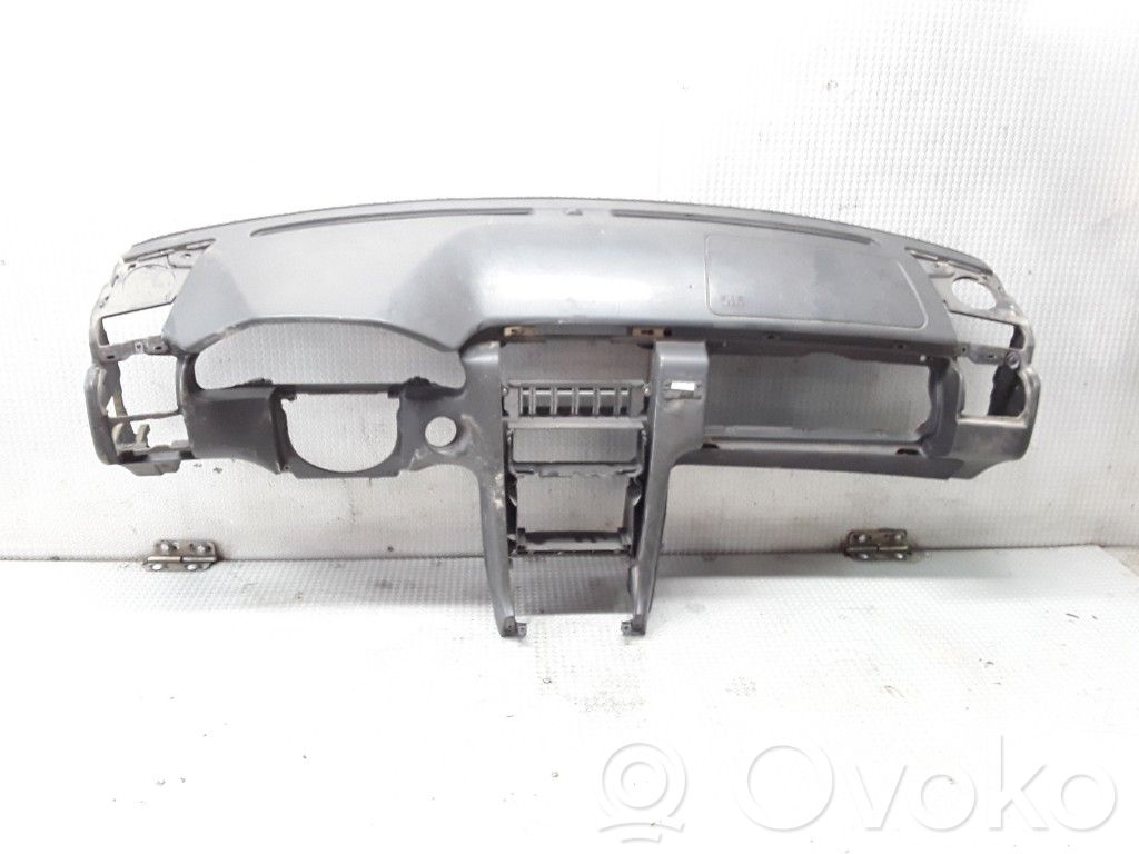 Mercedes-Benz E W210 Panel de instrumentos 