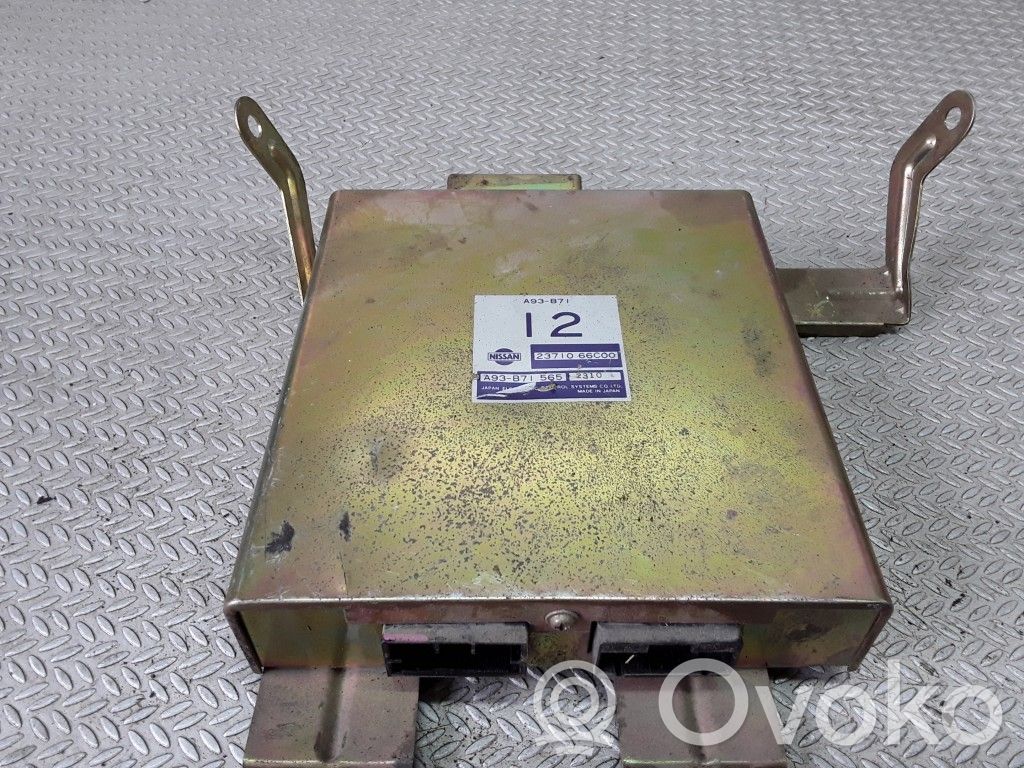 Nissan Sunny Engine control unit/module 