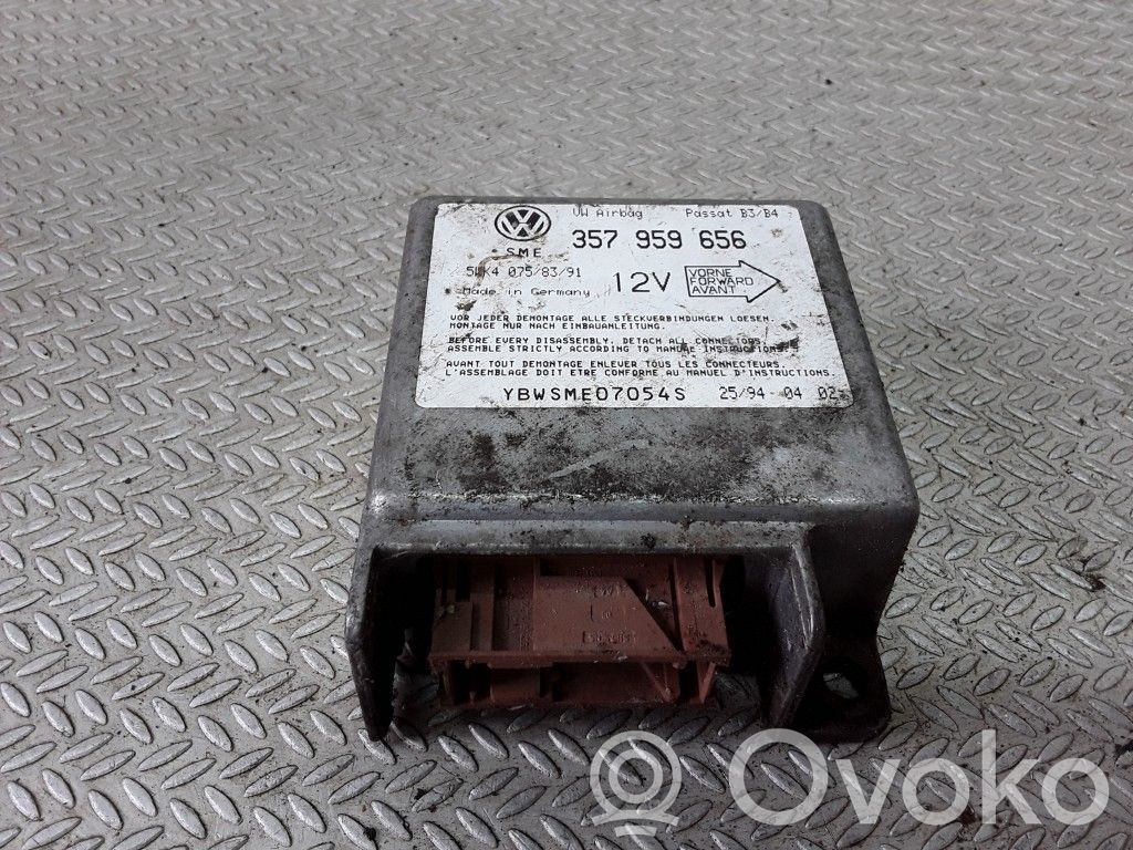 Airbag control unit/module   357959656,5WK4075