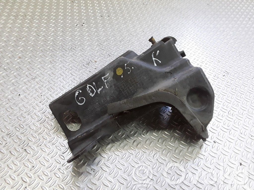 Volkswagen Golf Plus Front bumper mounting bracket 