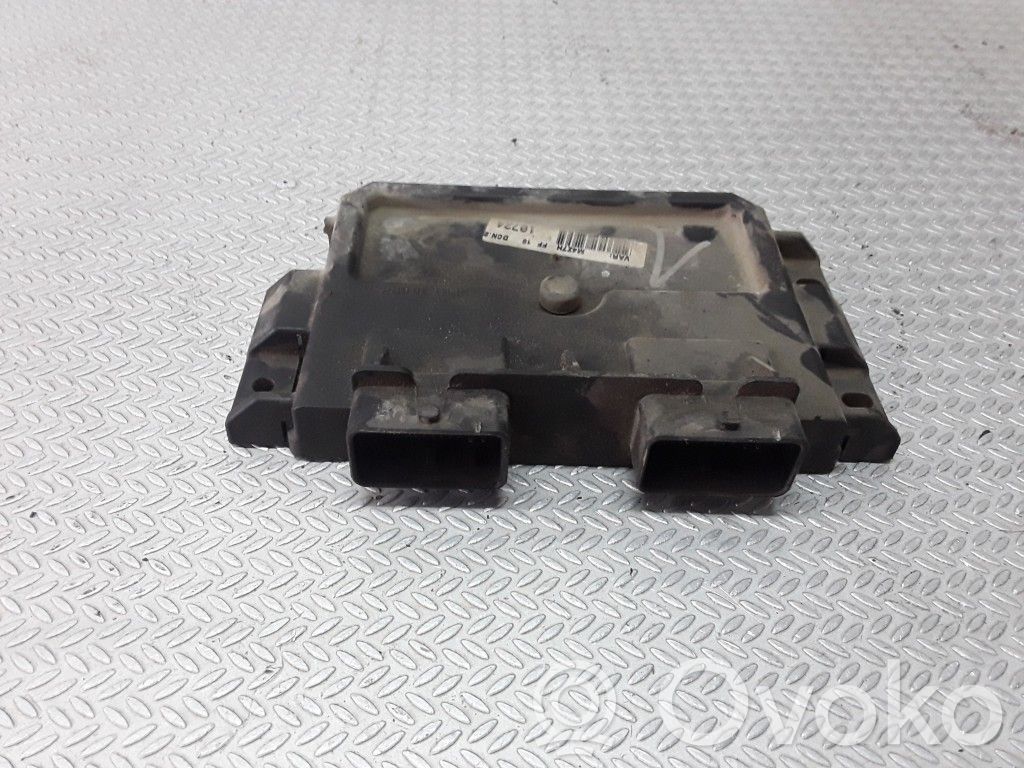 Peugeot Partner Engine control unit/module 
