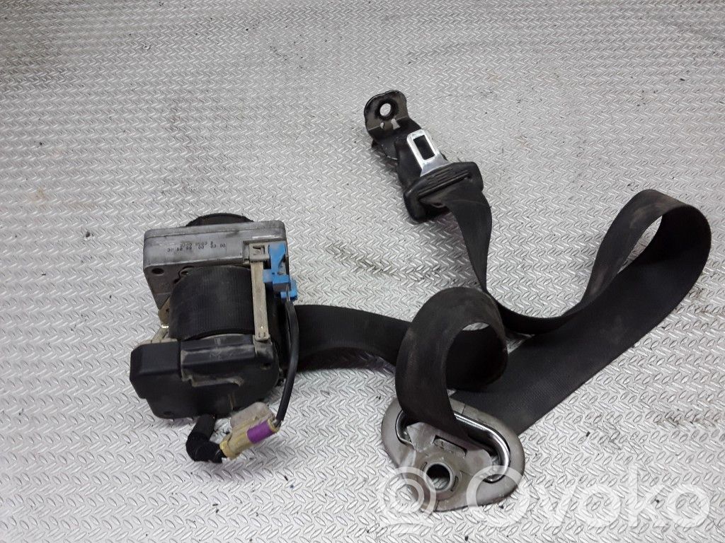 Volkswagen Golf IV Cinturón delantero 