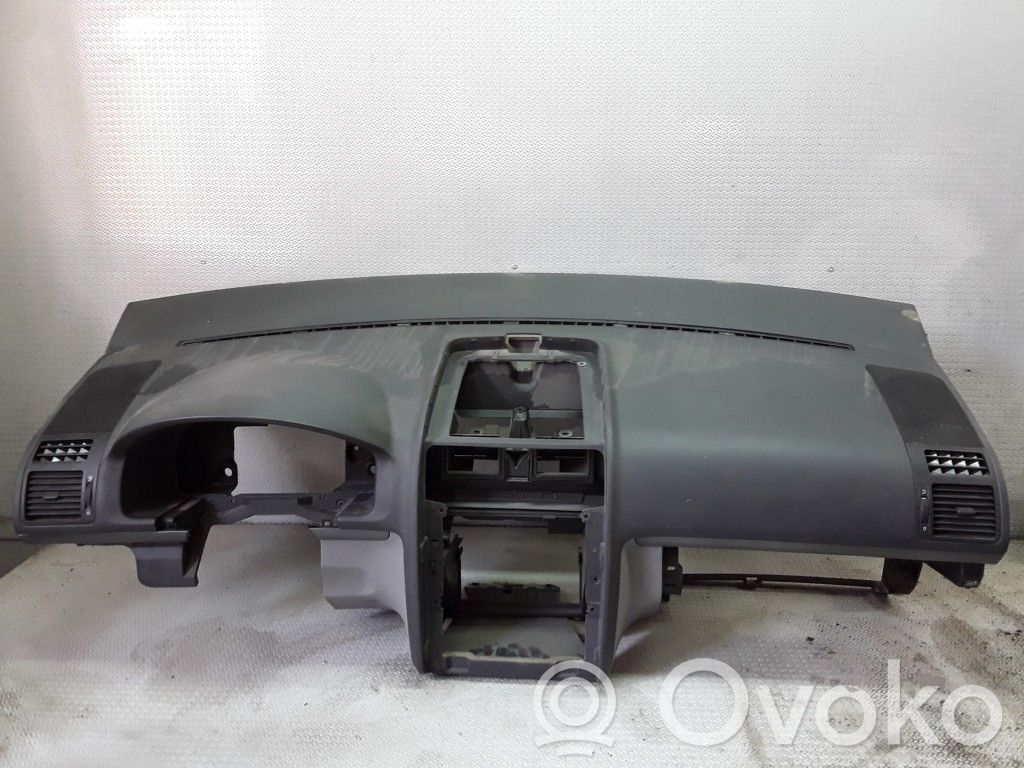 Volkswagen Touran I Deska rozdzielcza 