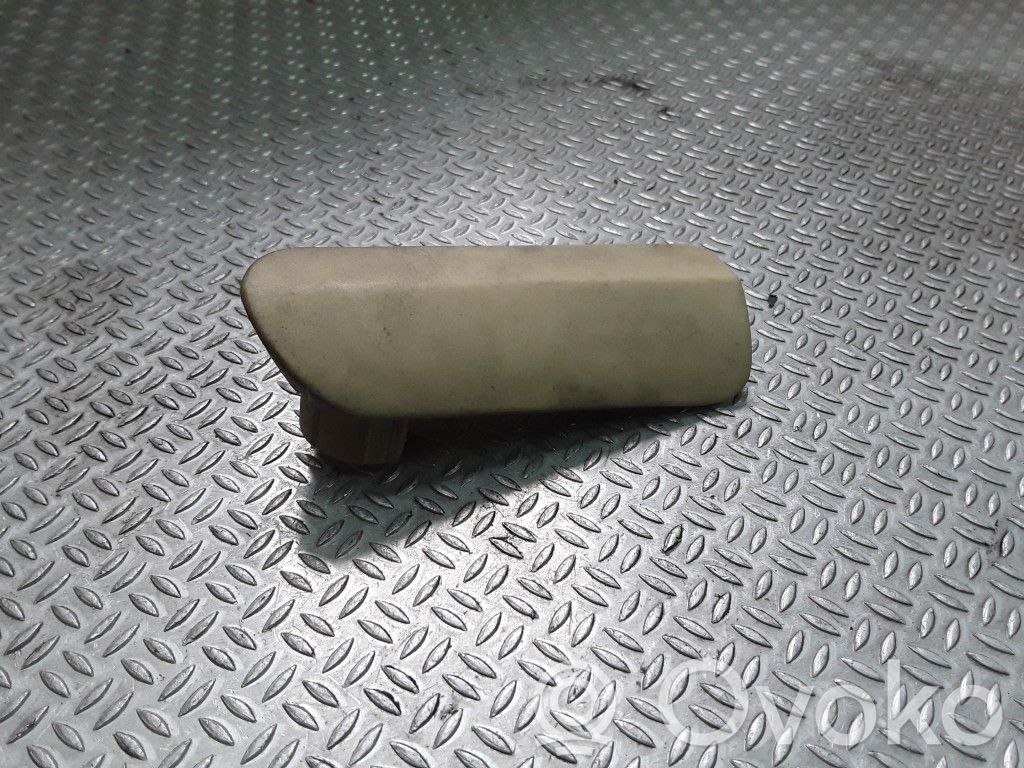 Engine bonnet (hood) release handle   3D1823533