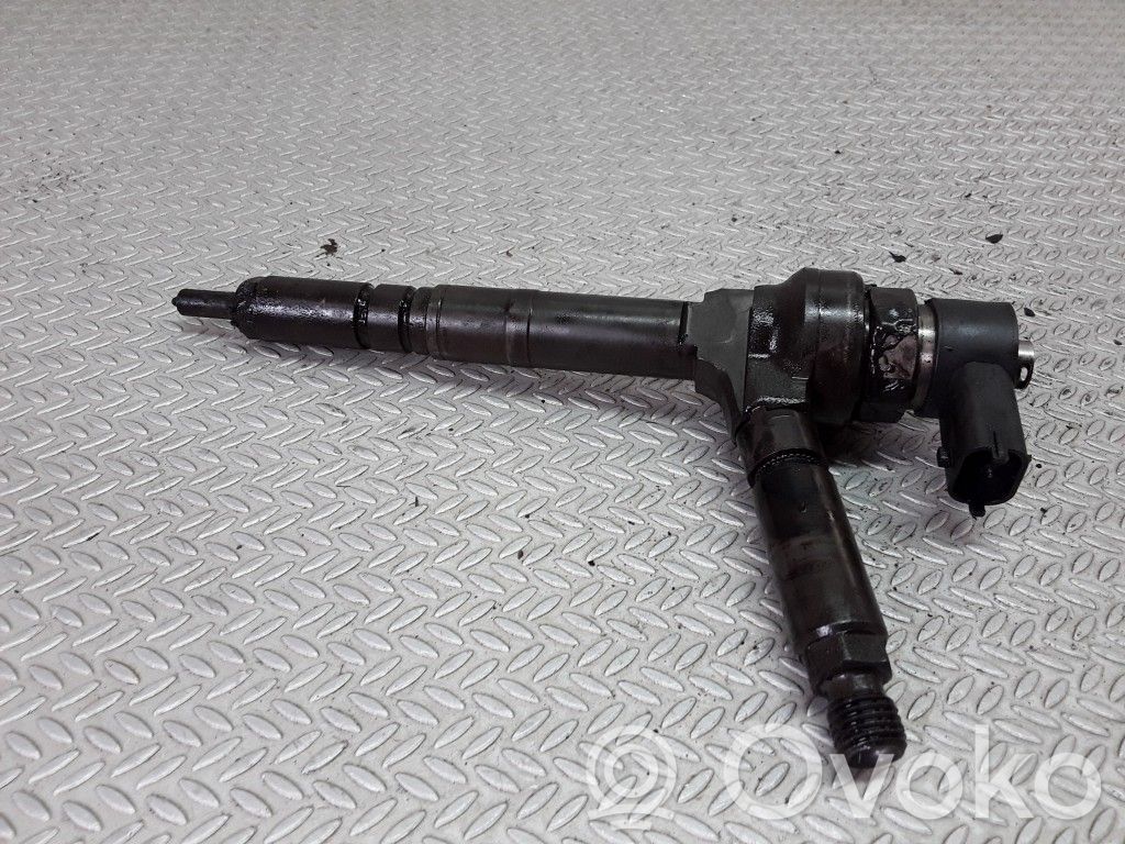 Opel Astra H Inyector de combustible 
