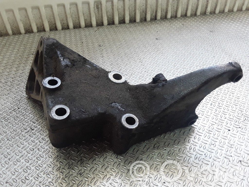 Peugeot Boxer Engine mounting bracket 