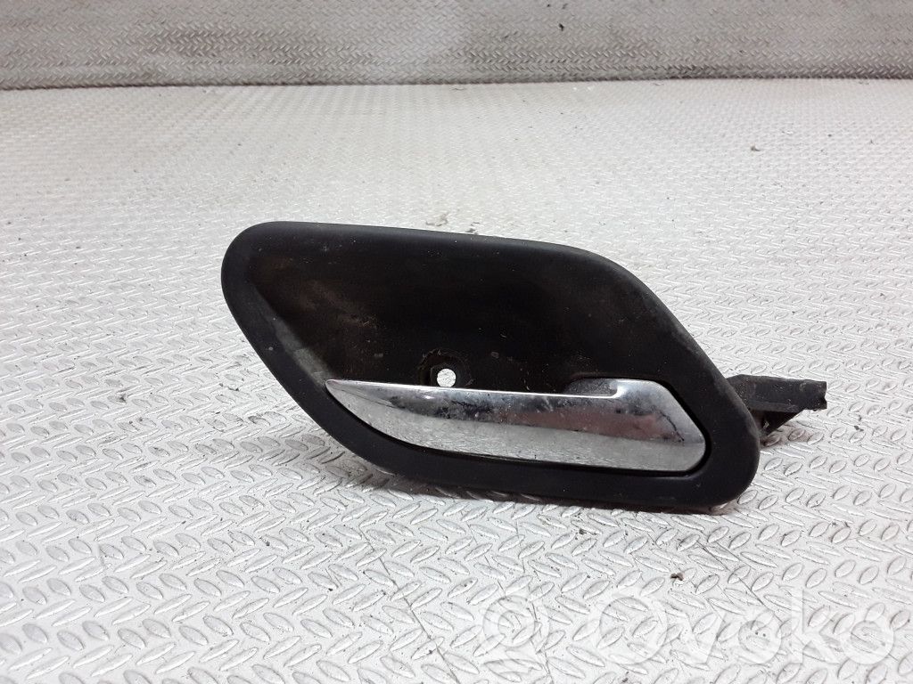 Rear door interior handle   8125514