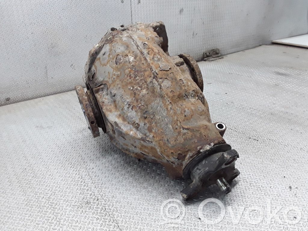 Mercedes-Benz C W203 Tylny mechanizm różnicowy 