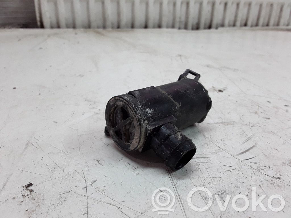 Ford Maverick Windscreen/windshield washer pump 