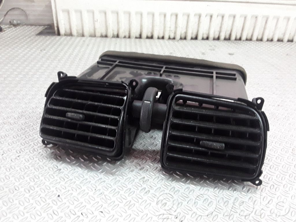 Mitsubishi Space Star Grille d'aération centrale 