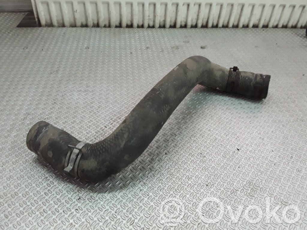 Engine coolant pipe/hose