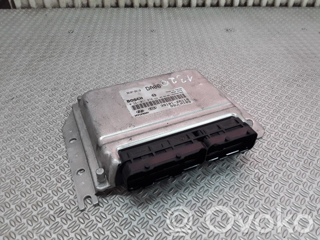 KIA Cerato Engine control unit/module 