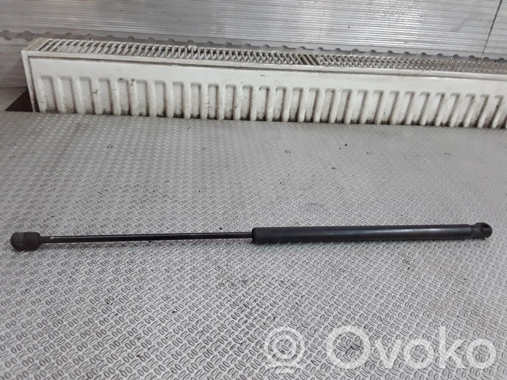 KIA Sorento Amortizatorius variklio dangčio 