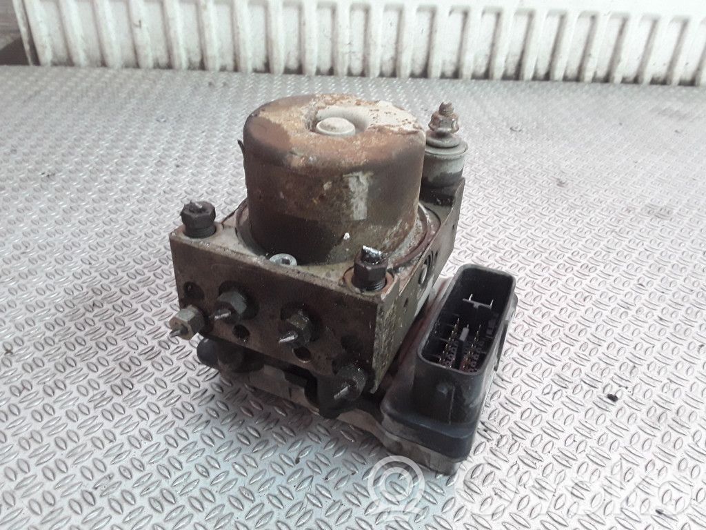 Mazda MPV ABS Pump 
