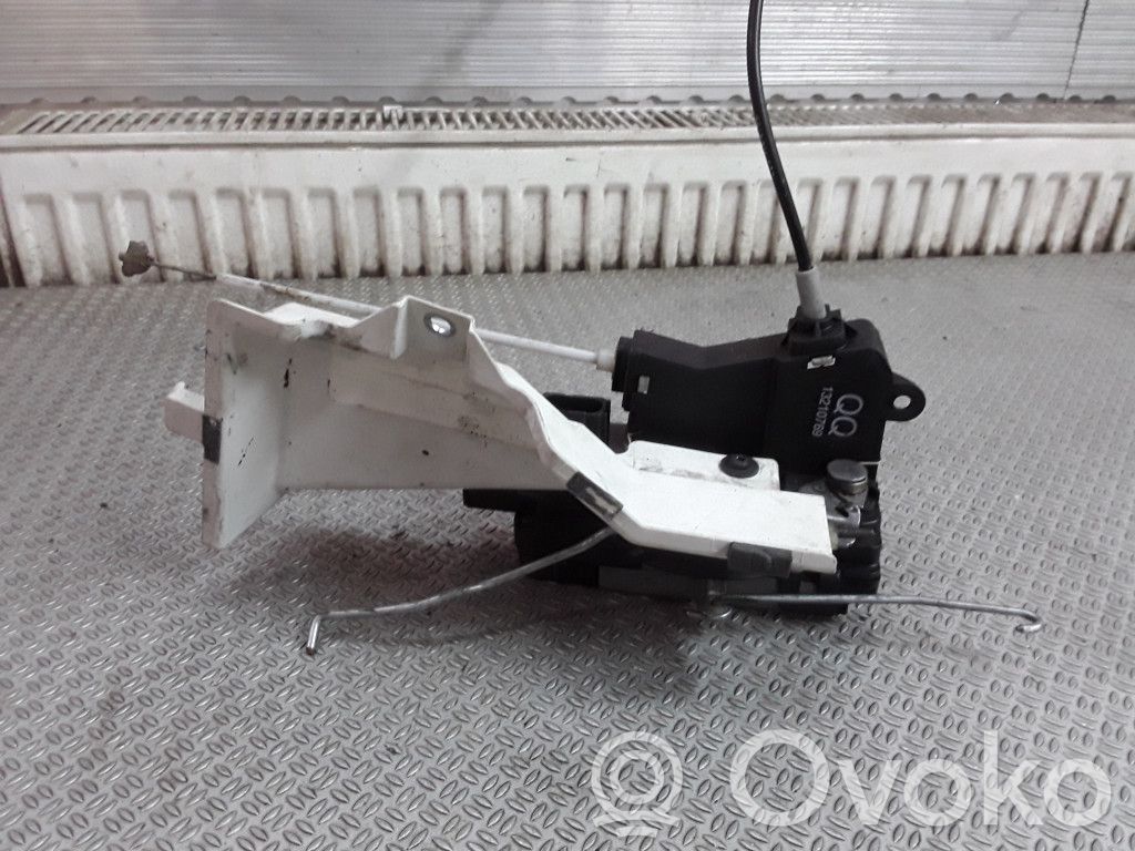 Front door lock   13210769