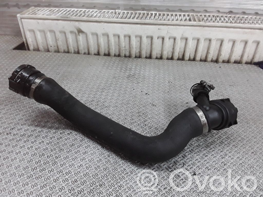 BMW 3 E90 E91 Engine coolant pipe/hose 
